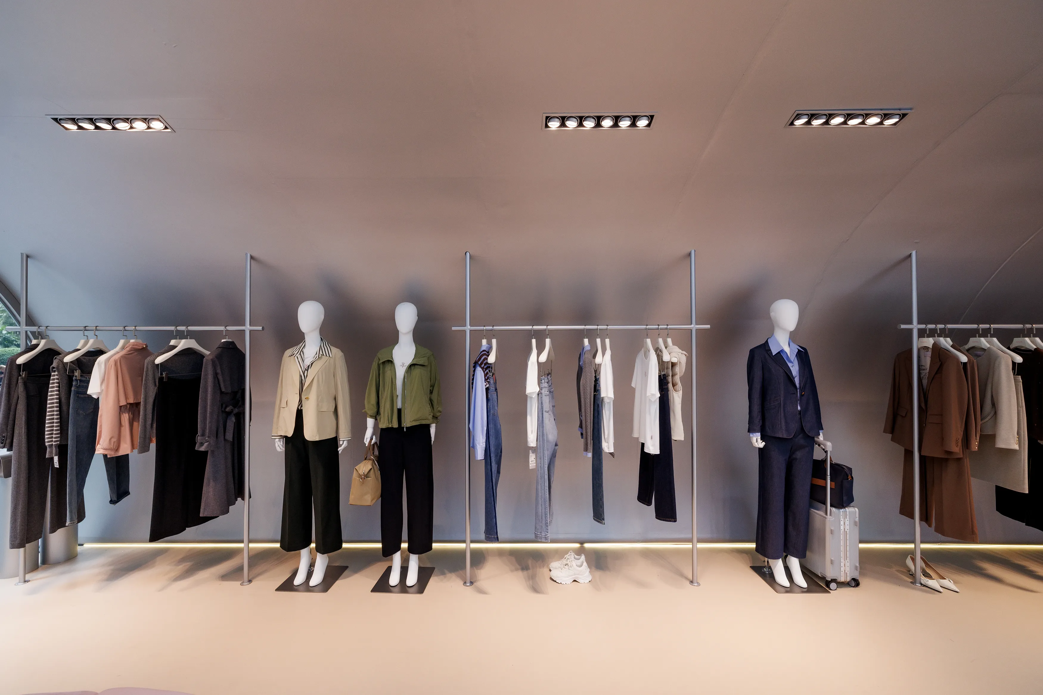 CADIDL 2025 SHANGHAI POP UP & RUNWAY SPACE DISPLAY
