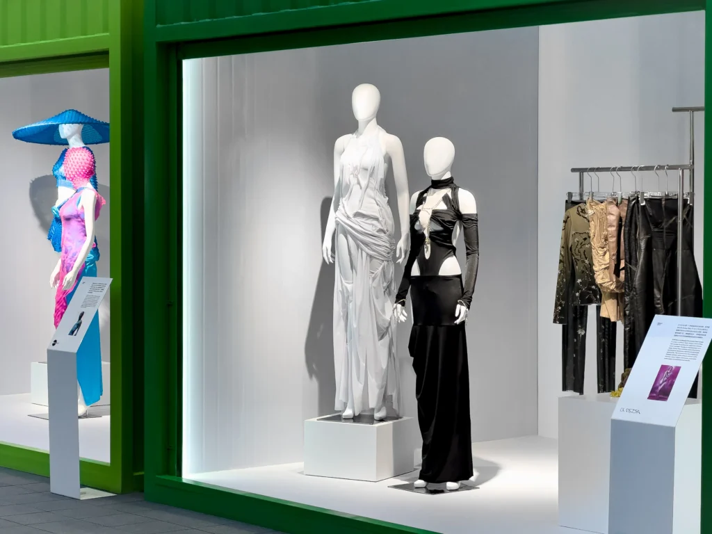 SHENZHEN FASHION WEEK CMYK LAB INTERNATIONAL INDEPENDENT DESIGNER POP UP